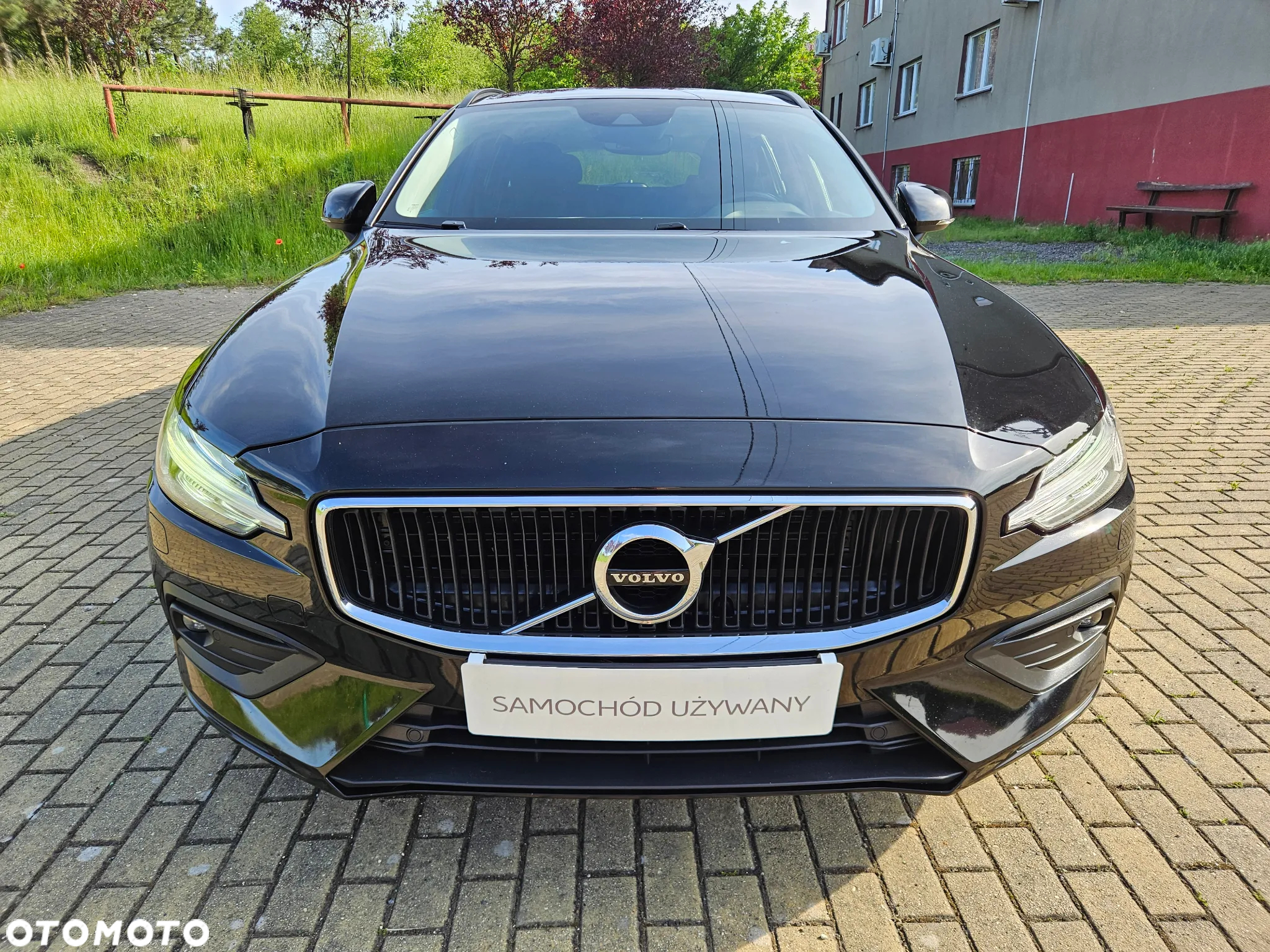 Volvo V60 D4 Momentum Pro - 3