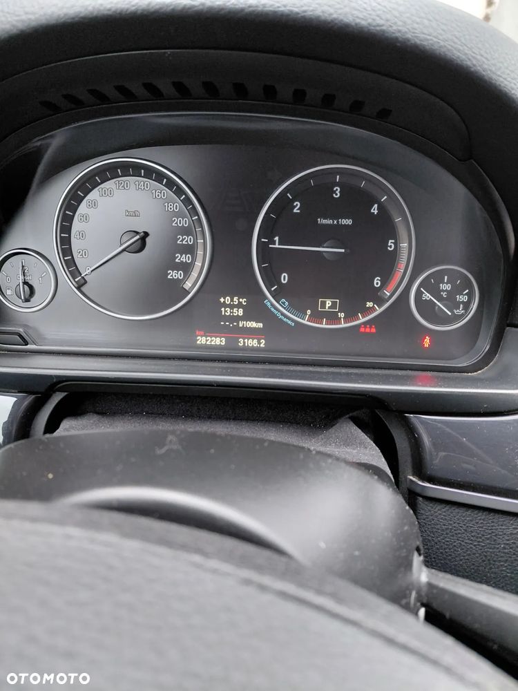 BMW Seria 5 520d - 6