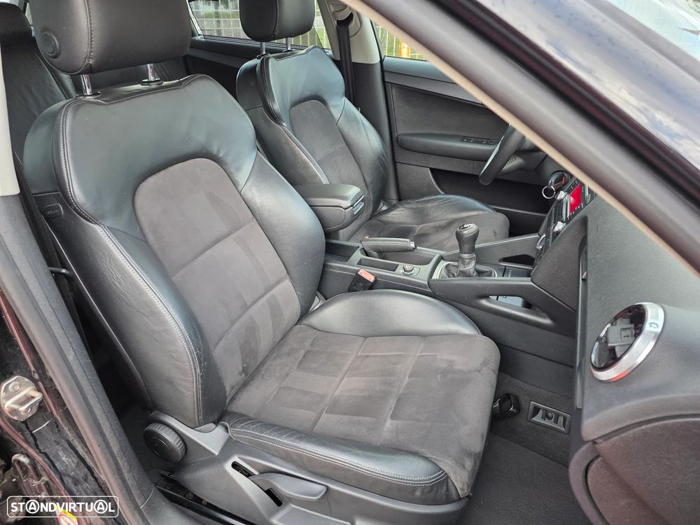 Audi A3 Sportback 2.0 TDi Sport - 4