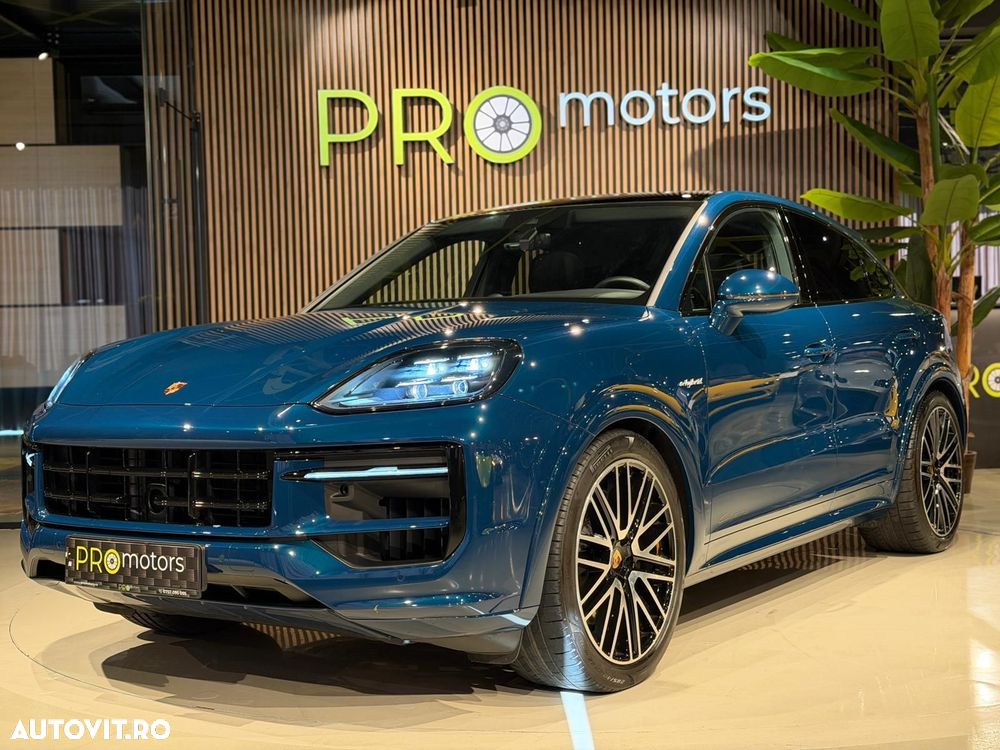 Porsche Cayenne Coupe E-Hybrid Black Edition - 7