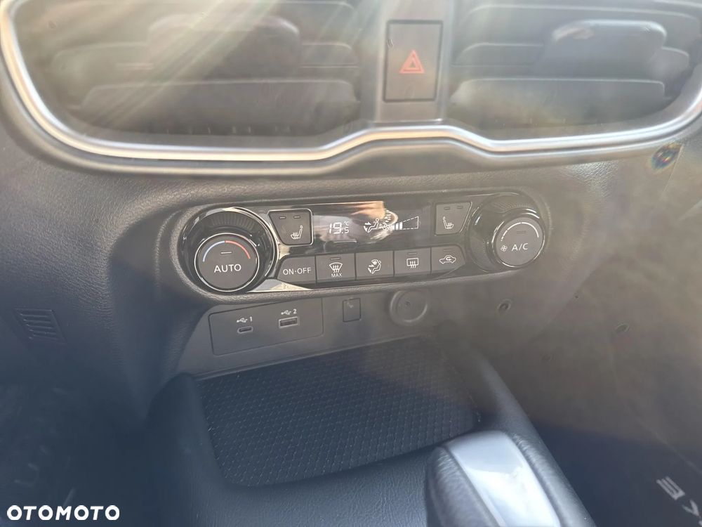 Nissan Juke 1.0 DIG-T Acenta DCT - 24