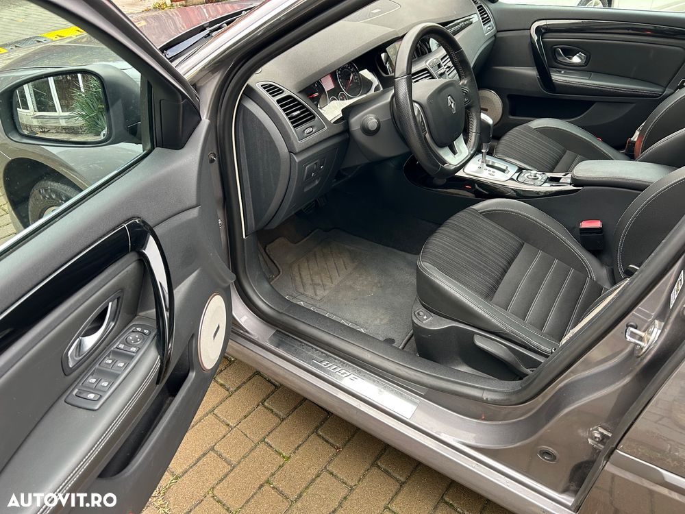 Renault Laguna dCi 110 FAP EDC Bose Edition - 11
