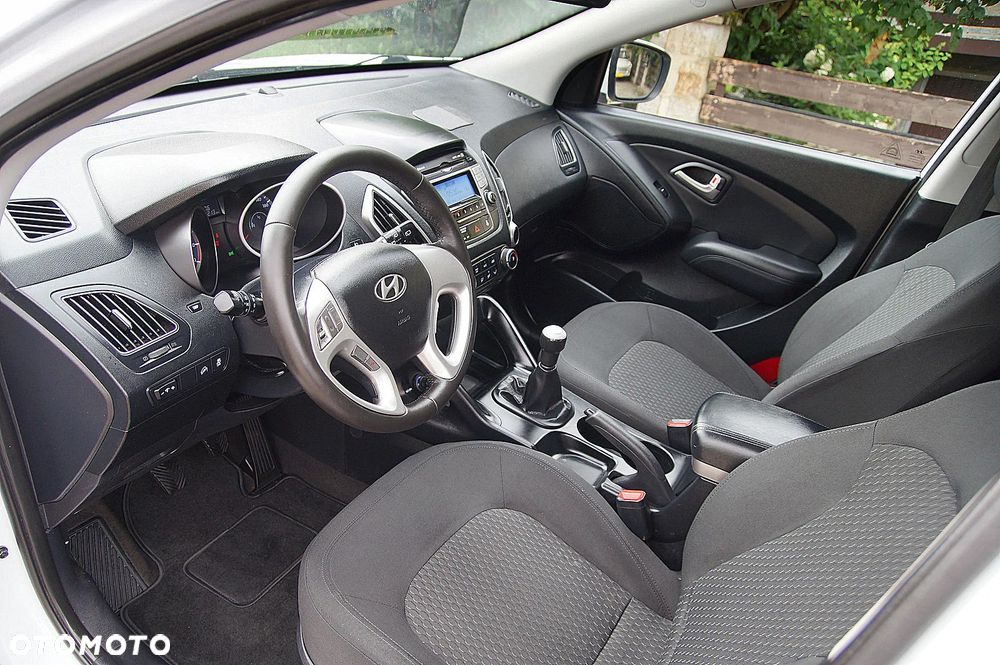 Hyundai ix35 2.0 2WD Style - 10