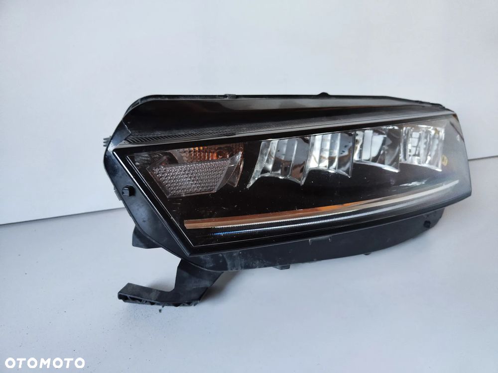 Reflektor lewy przedni Skoda Octavia 5E4 941 015 - 3