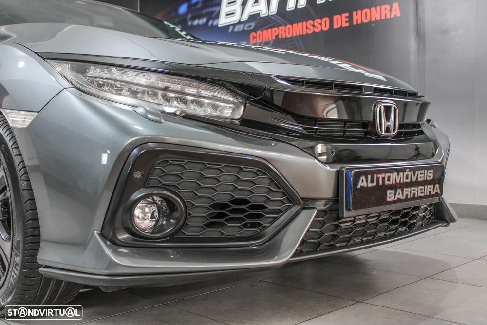 Honda Civic 1.0 i-VTEC Executive Premium - 16