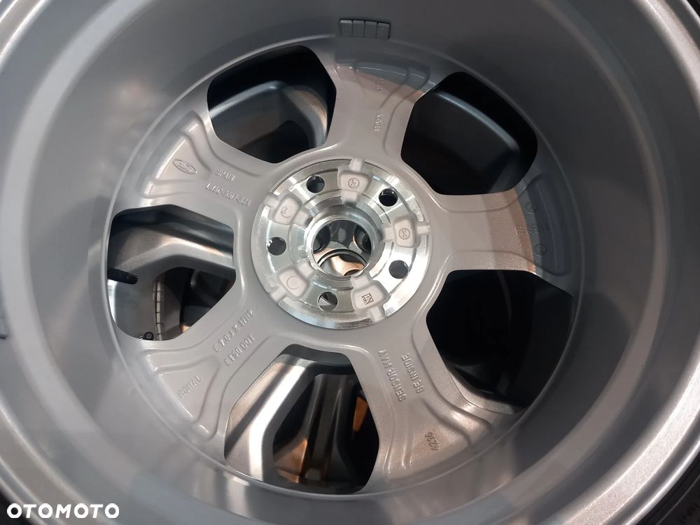 Koła Zimowe 225/65R17 Ford Kuga 2019- (Nokian) - 12