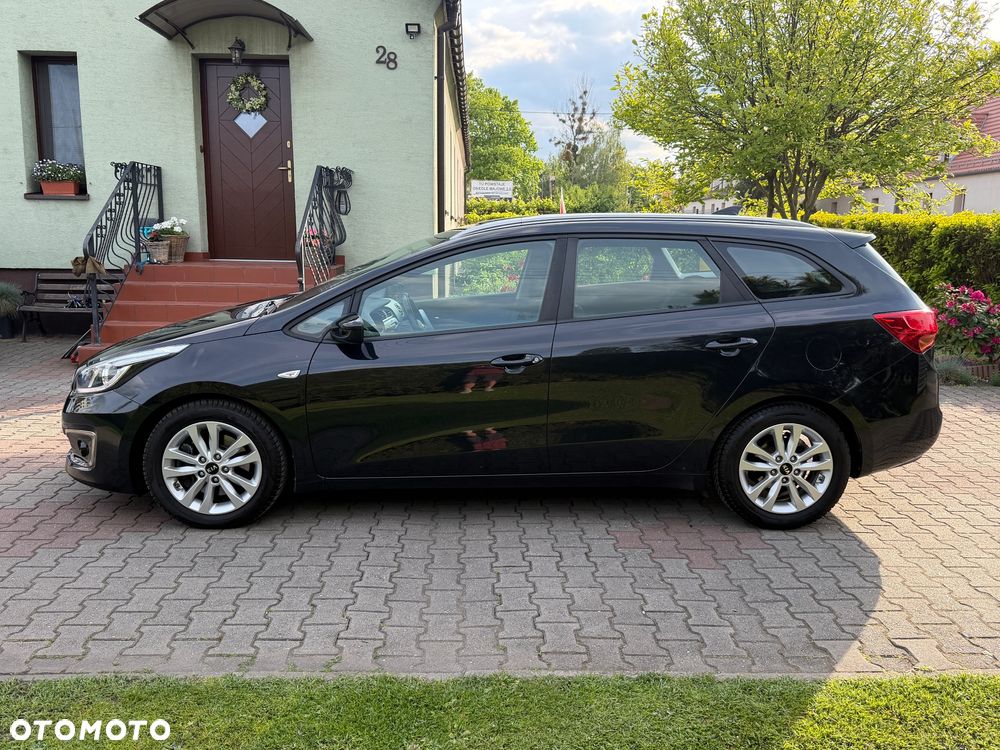 Kia Ceed 1.6 GDI ISG Platinum Edition - 2