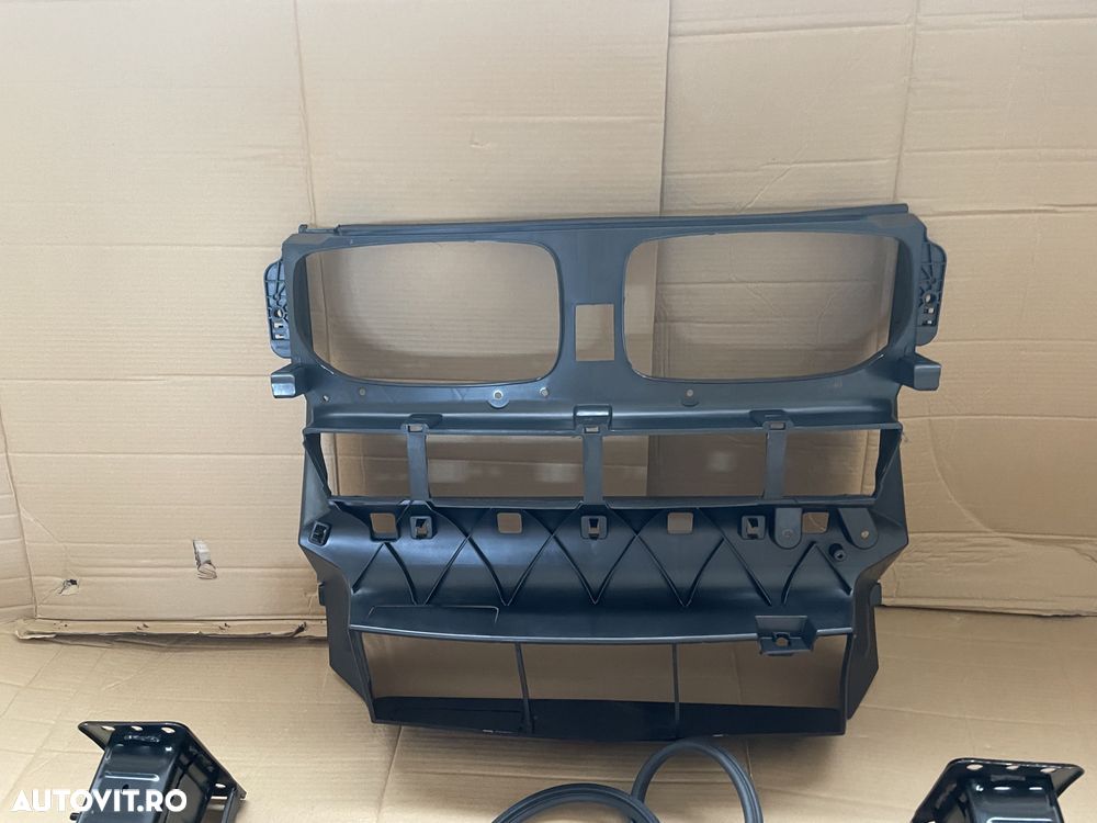 Trager tragar BMW X5 E70 armatura panou fata - 3
