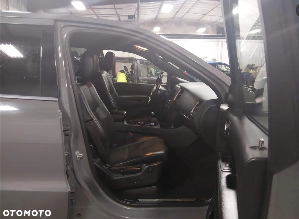 Dodge Durango - 10