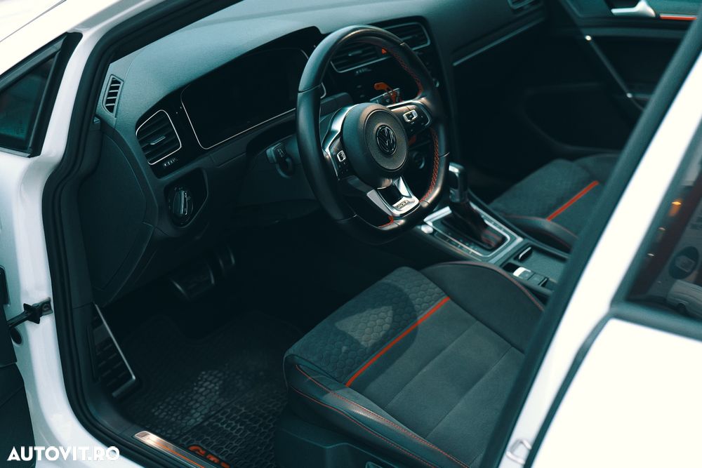 Volkswagen Golf 2.0 TSI DSG GTI Performance - 6