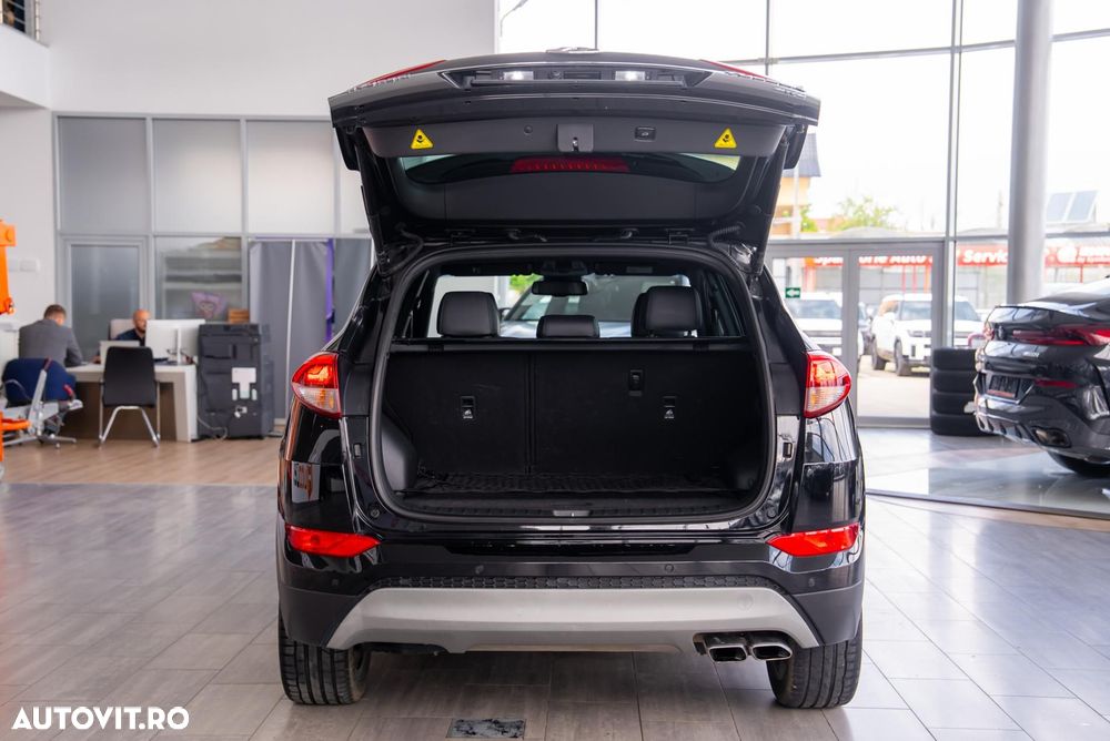 Hyundai Tucson 2.0 CRDI 4WD Automatik Style - 13