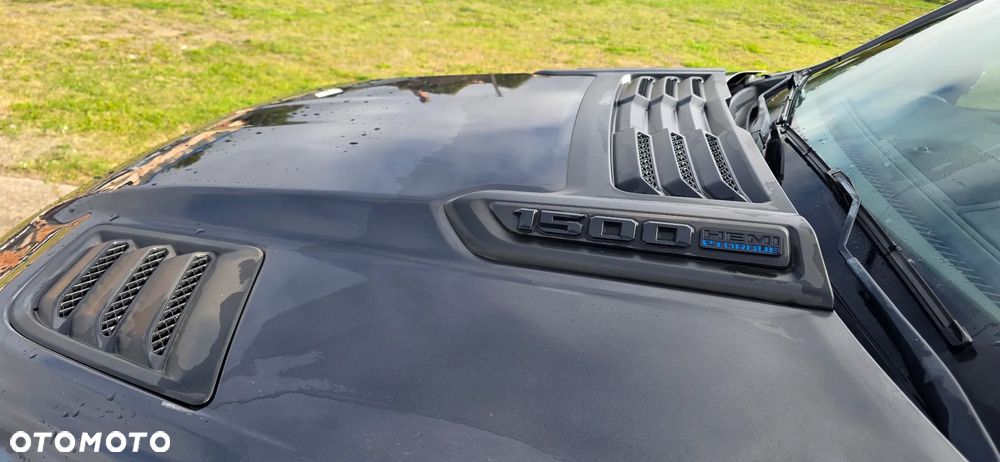 Dodge RAM 5.7 4x4 - 6