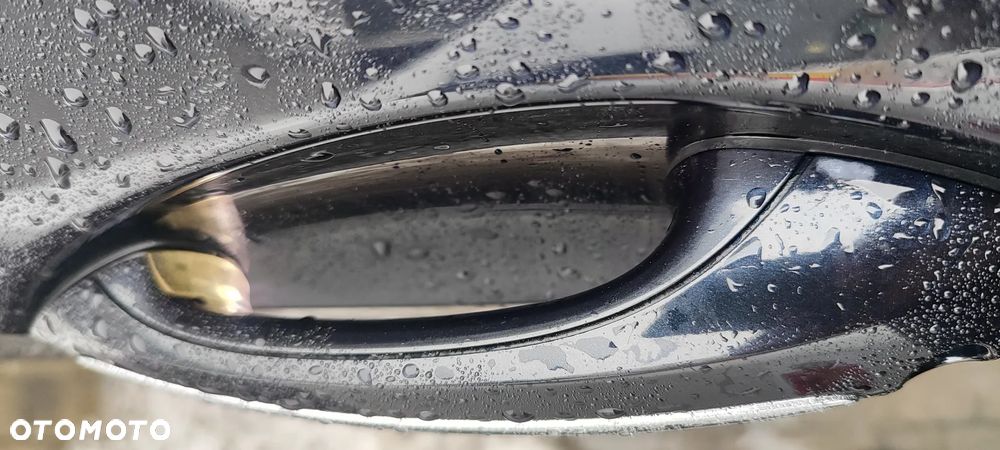 BMW Seria 5 528i Sport-Aut - 24