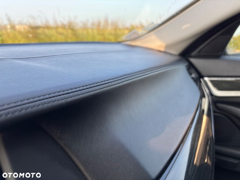 BMW Seria 5 525d xDrive Sport-Aut - 14