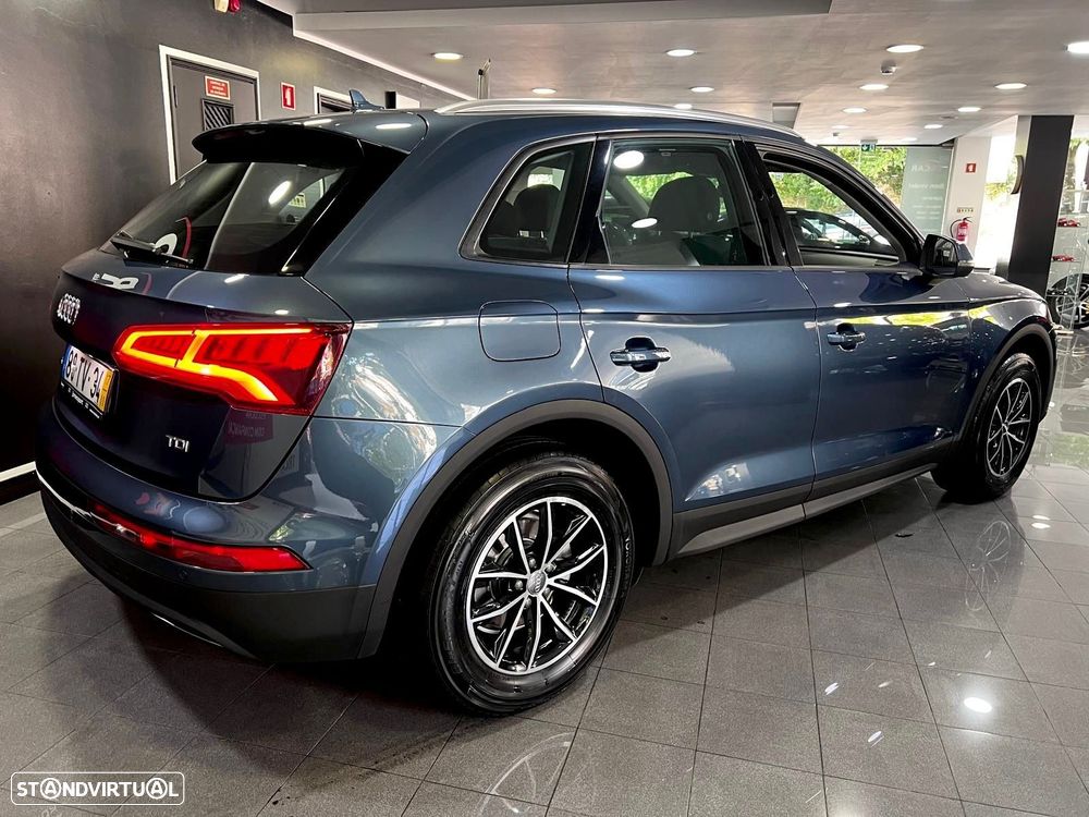 Audi Q5 2.0 TDi Business Line S-line - 3