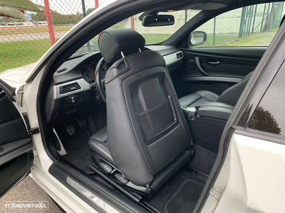 BMW 320 d Coupe Edição M - 13