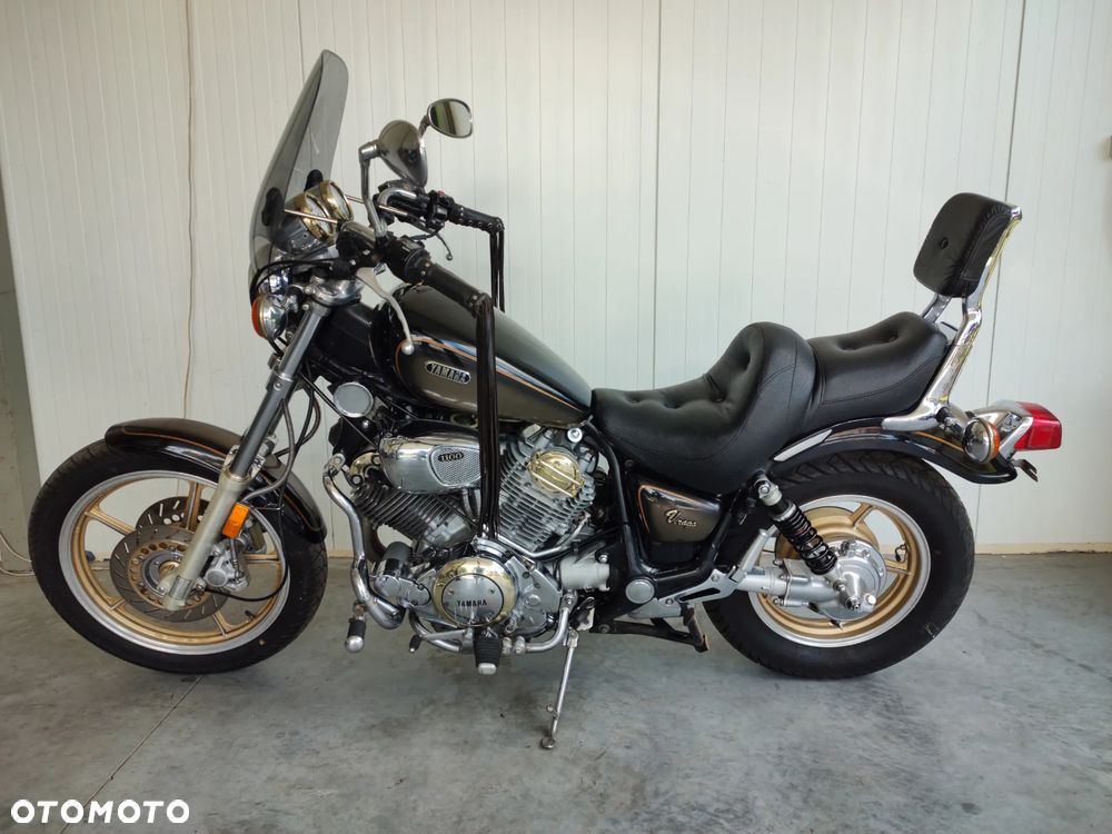 Suzuki Intruder - 9