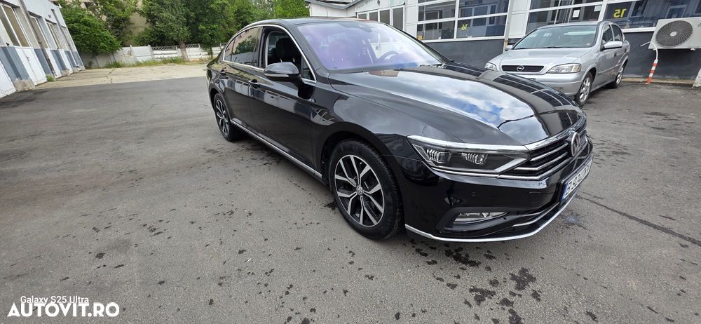 Volkswagen Passat 2.0 TDI DSG Highline - 3