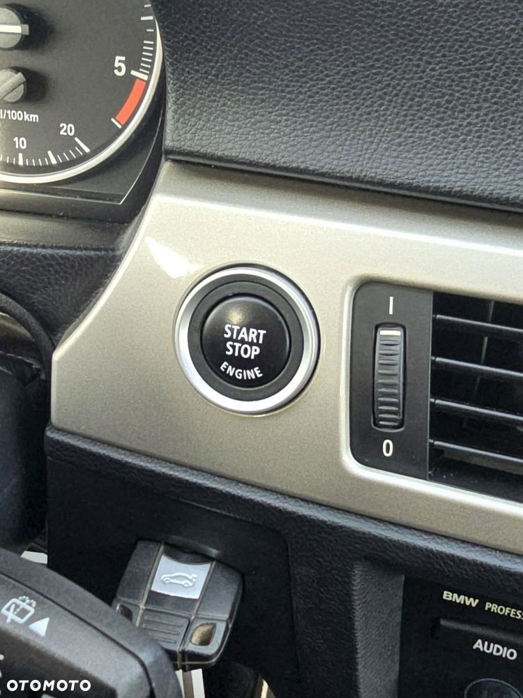BMW Seria 3 - 31