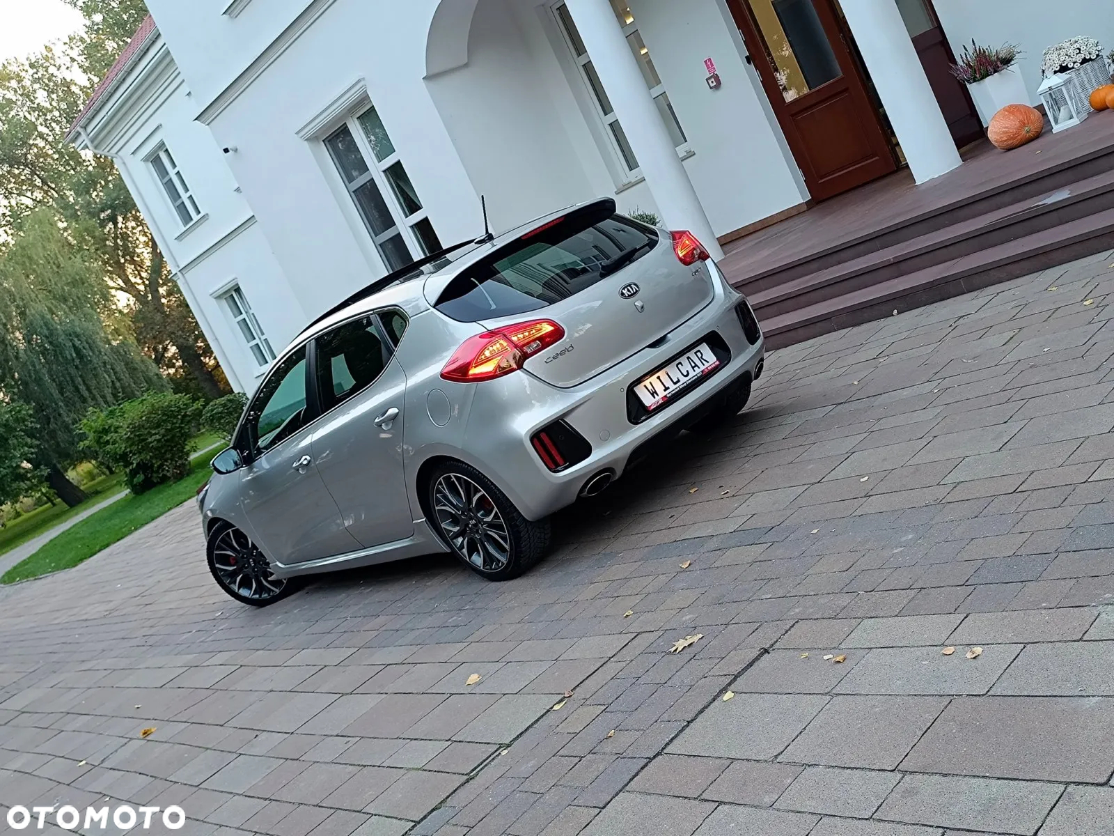 Kia Ceed Cee'd 1.6 T-GDI GT XL - 38