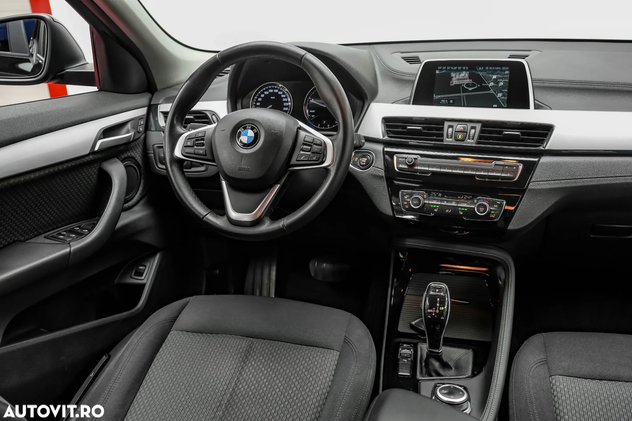 BMW X2 sDrive18d Aut. Advantage Plus - 18