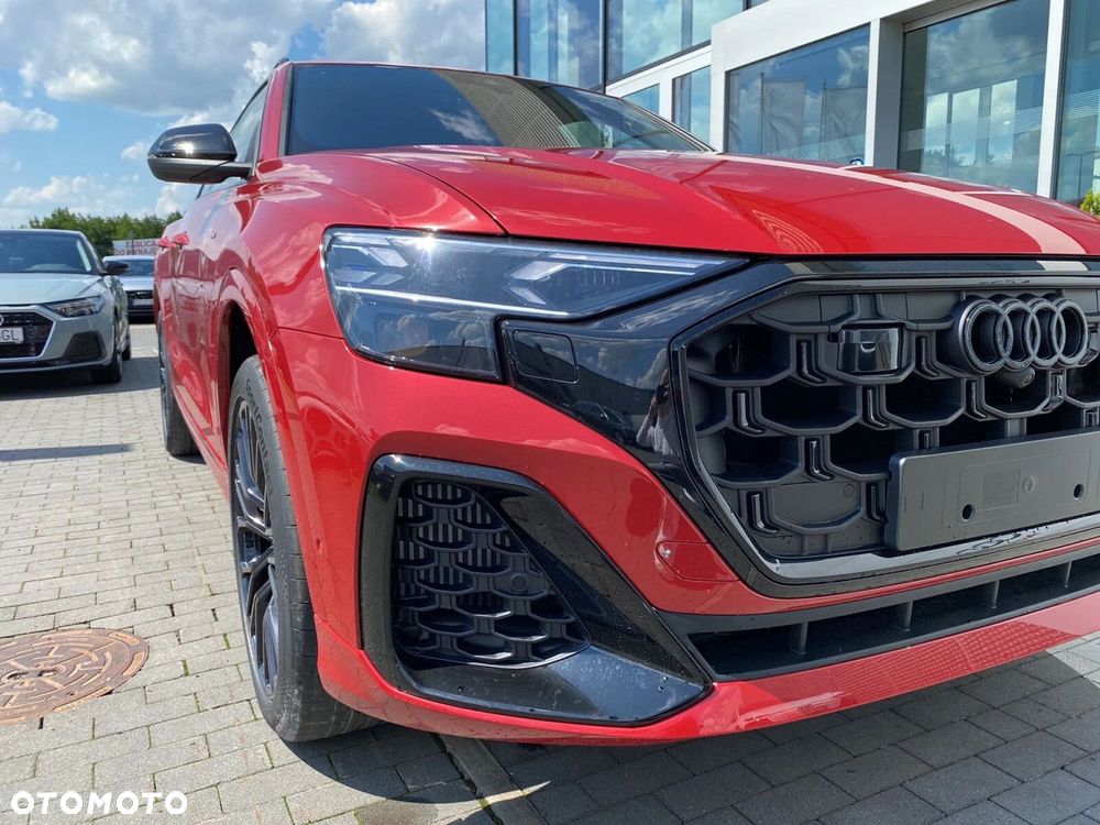Audi Q8 - 11