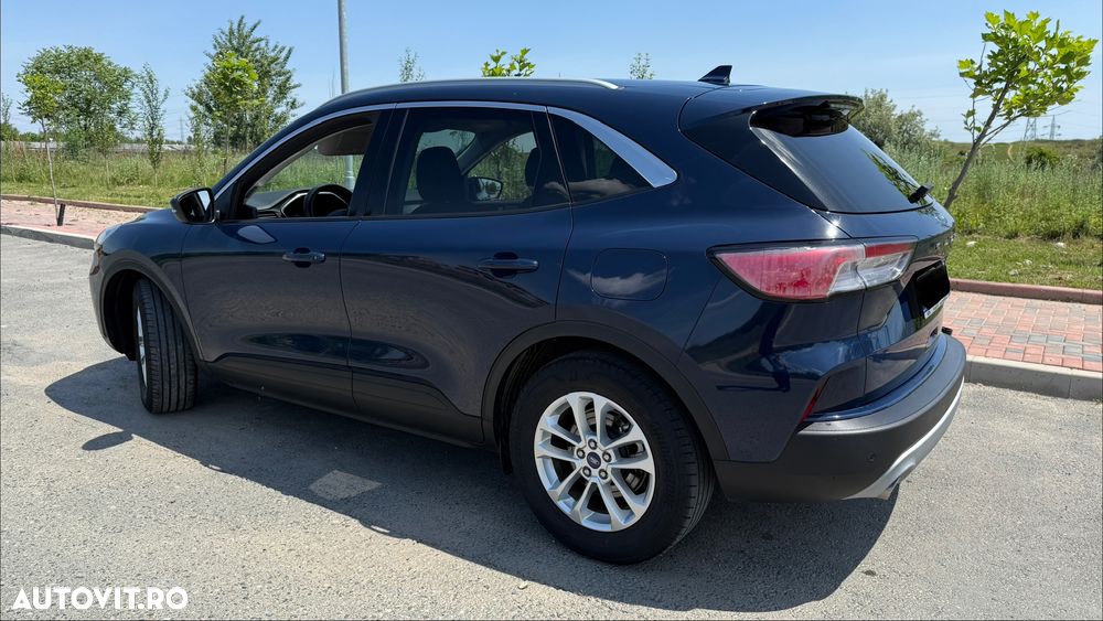 Ford Kuga 1.5 EcoBoost FWD Titanium - 4
