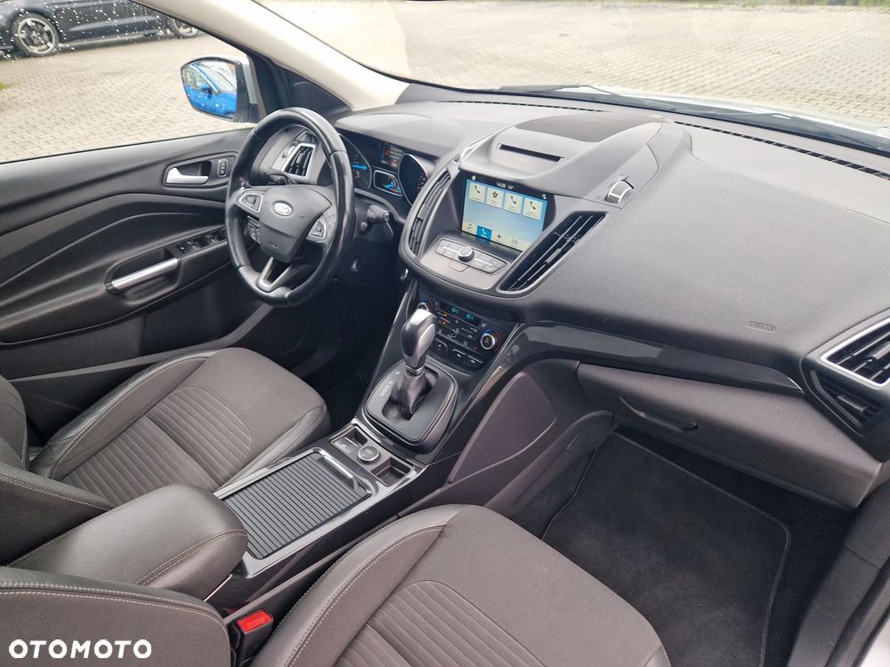 Ford Kuga 2.0 TDCi 4x4 Cool & Connect - 32