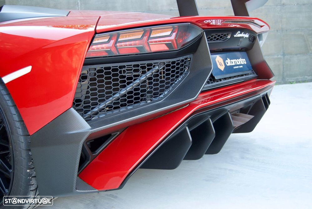 Lamborghini Aventador 6.5 V12 LP750-4 SV - 9