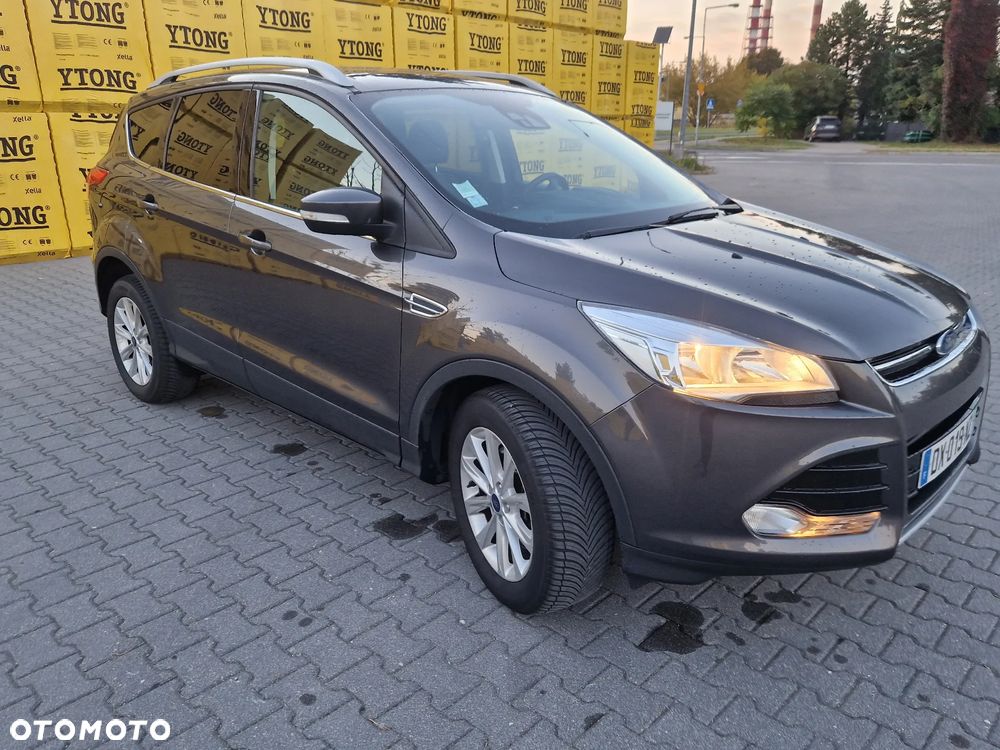 Ford Kuga 2.0 TDCi 2x4 Titanium - 13