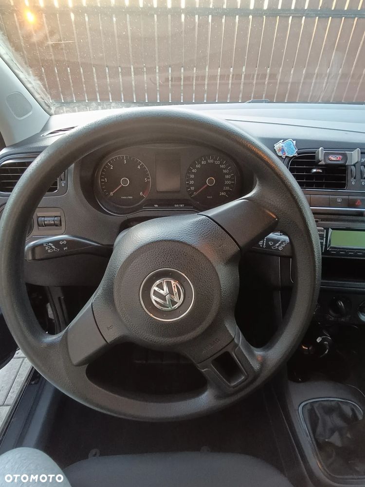 Volkswagen Polo - 16