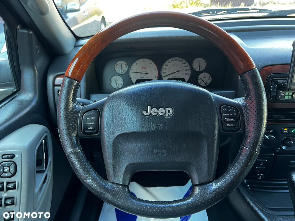 Jeep Grand Cherokee 2.7 CRD Overland - 24
