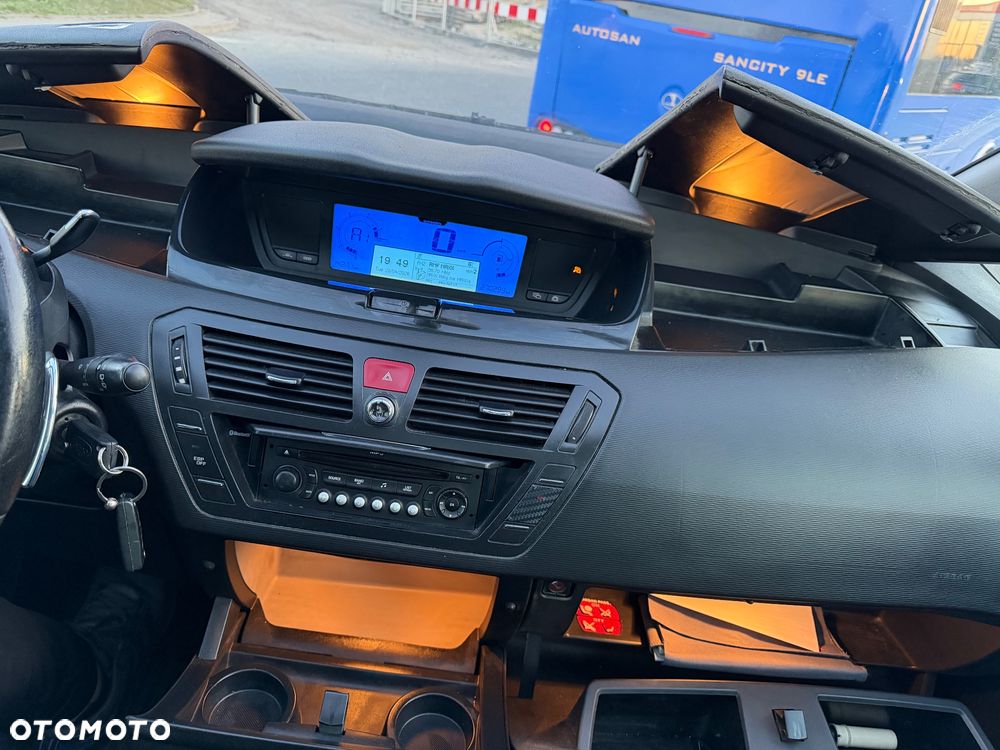 Citroën C4 Picasso - 13