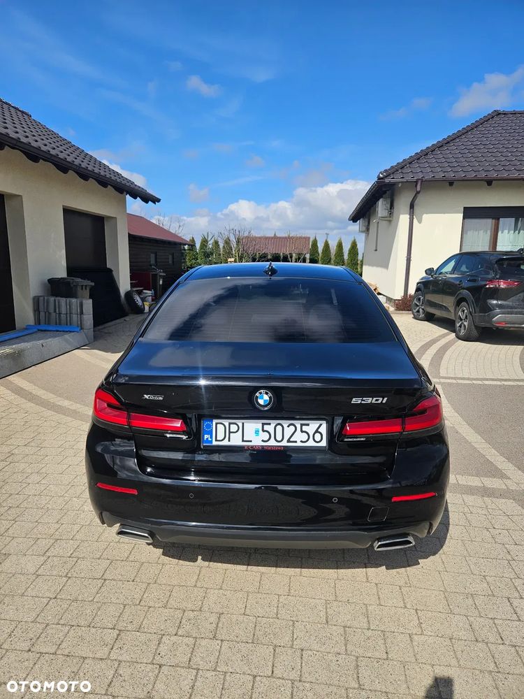 BMW Seria 5 530i xDrive - 4