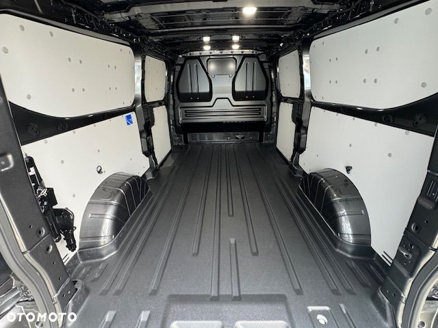 Ford Custom VAN L2 - 12