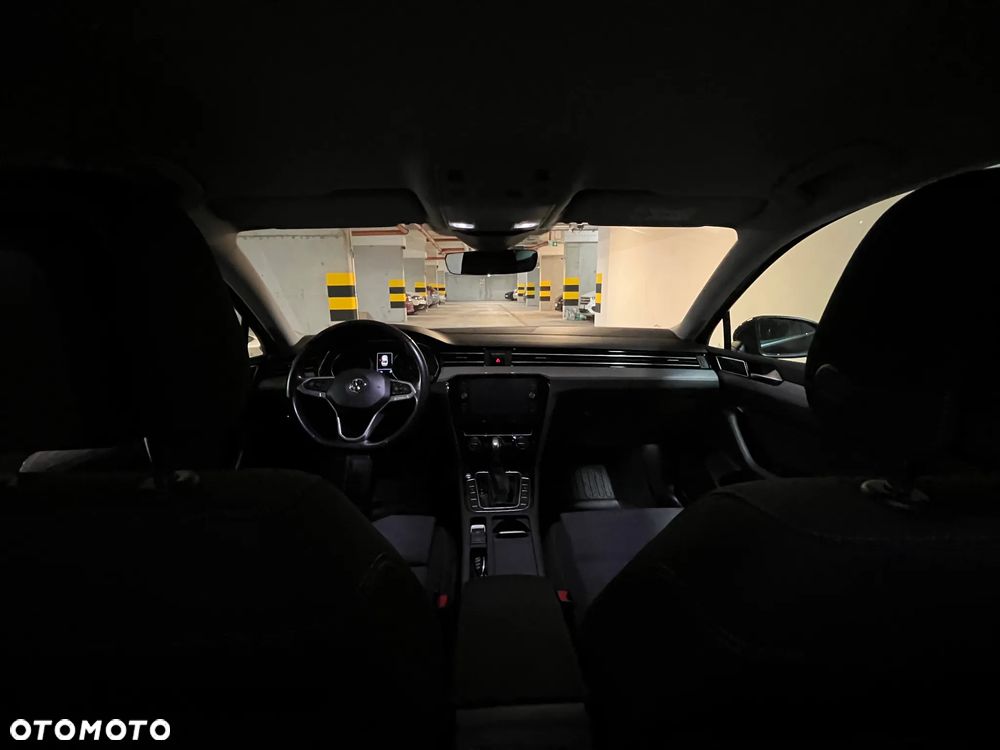 Volkswagen Passat 2.0 TSI Business DSG - 8