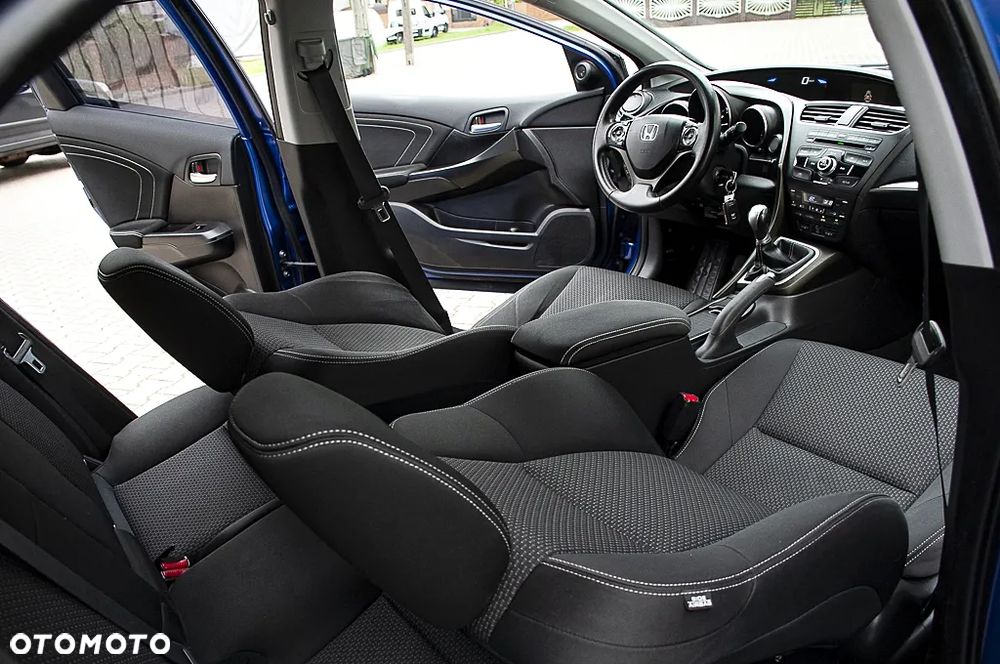 Honda Civic 1.8 i-VTEC Lifestyle - 26