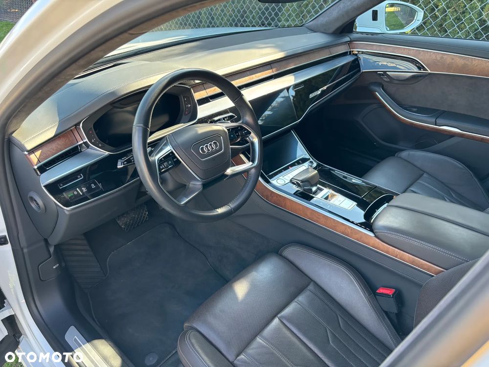 Audi A8 L 55 TFSI quattro tiptronic - 11