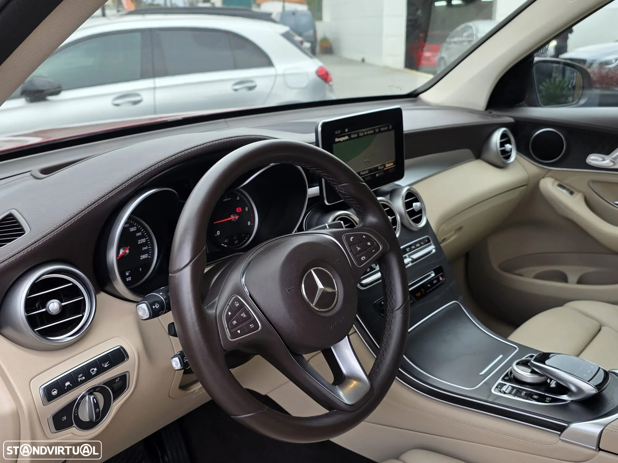 Mercedes-Benz GLC 250 d AMG Line 4-Matic - 23