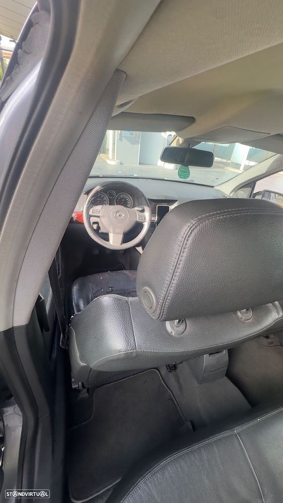 Opel Astra 1.4 Elegance - 11