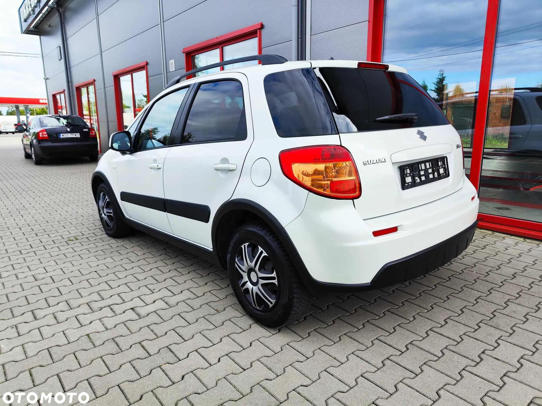 Suzuki SX4 1.6 Premium Outdoor - 8