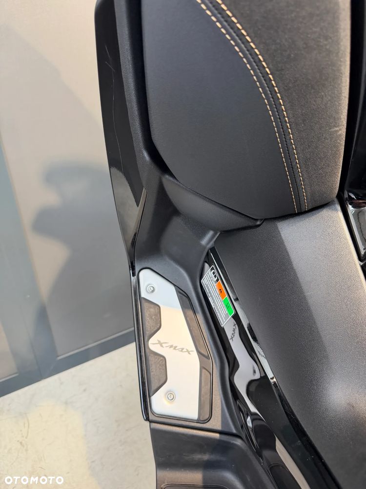Yamaha X-max - 14