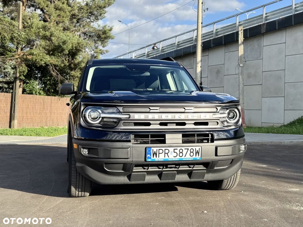 Ford Bronco - 6