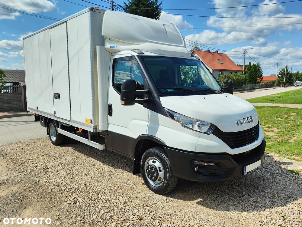 Iveco DAILY 50/35c18 3.0d 180KM** BLIŹNIAK** Kontener 8-EuroPalet + DRZWI BOCZNE** POLSKI SALON** 144 tyś KM** DMC do 3.5T kat.B** - 1