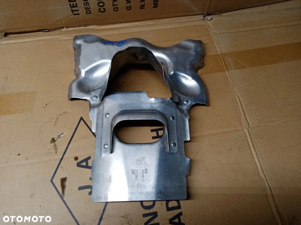 Osłona termiczna turbiny BMW M5 G30 F90 4.4 V8 7852128 - 1