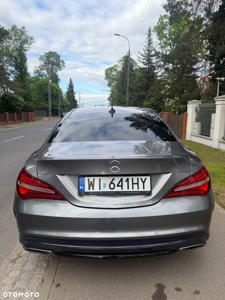 Mercedes-Benz CLA 220 4-Matic AMG Line - 8
