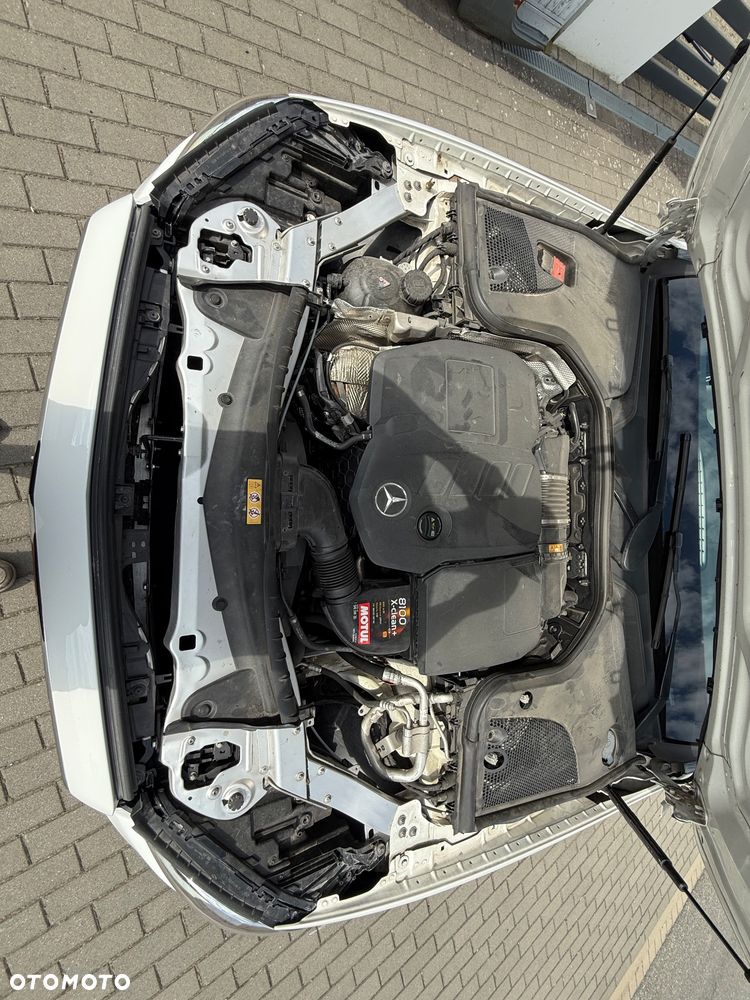 Mercedes-Benz Klasa E - 21