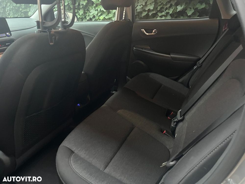 Hyundai KONA Electric 204CP Highway + Navi - 12