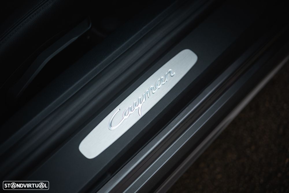 Porsche 718 Cayman 2.0 T PDK - 38