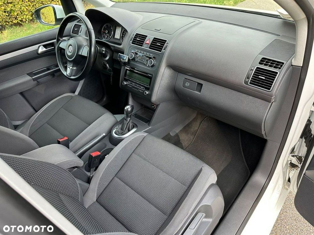 Volkswagen Touran - 7